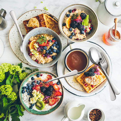 Ασημένιο ανοξείδωτο κουτάλια γευμάτων 12 κομματιών που τίθενται για την εγχώριο κουζίνα ή το εστιατόριο