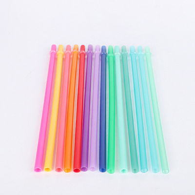 Το ουράνιο τόξο χρωμάτισε τα επαναχρησιμοποιήσιμα άχυρα 10,5 αντικατάστασης Tritan πλαστικά μέσα πολύ