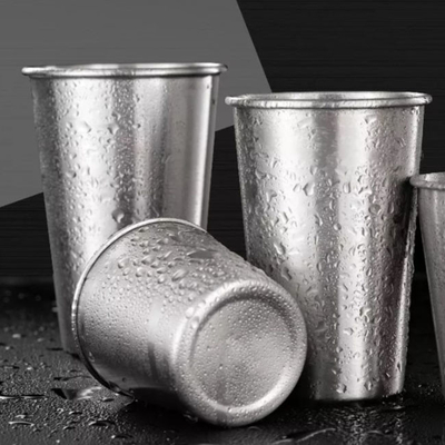 το θερμικό κενό 400ml 500ml μόνωσε τις μαζικές κούπες ανατροπέων ανοξείδωτου για την μπύρα γάλακτος καφέ