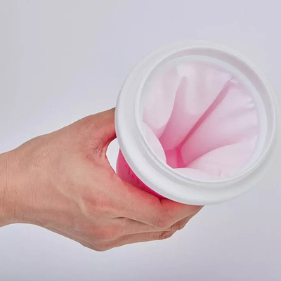 Μουλιασμένο μπουκάλι Milkshake ανατροπέων καταφερτζήδων ταξιδιού σιλικόνης με το άχυρο