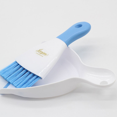 Πλαστικά μίνι βούρτσα και Dustpan παιδιών που τίθενται για το πληκτρολόγιο και το αυτοκίνητο γραφείων καναπέδων πατωμάτων