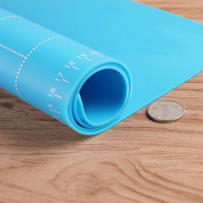 Χαλί ψησίματος μη ραβδιών με το κυλώντας χαλί ζύμης χαλιών ζύμης σιλικόνης μετρήσεων