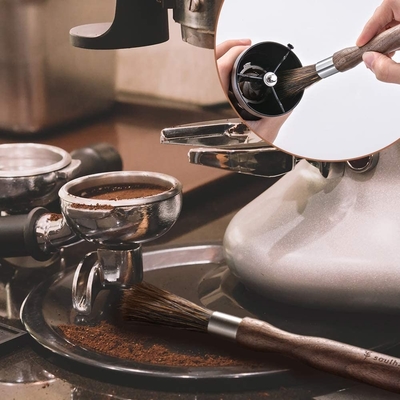 Φυσική καθαρίζοντας βούρτσα μύλων καφέ Espresso ξύλων καρυδιάς ξύλινη για Barista