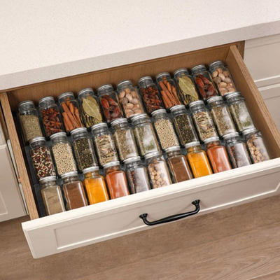 βάζο καρυκευμάτων καρυκευμάτων γυαλιού 4oz 24pcs που τίθεται με την αεροστεγή ΚΑΠ